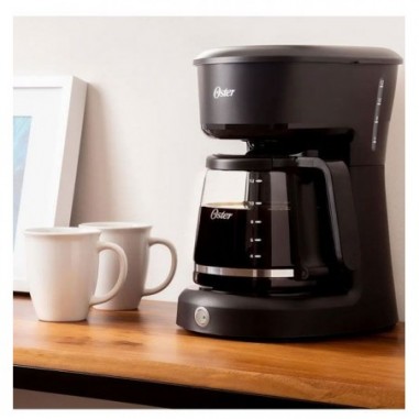 Cafetera Oster® para 12 tazas