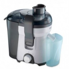 Extractor de Jugos Oster®