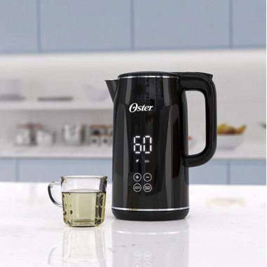 Hervidor Oster® 1.7L Control Táctil...